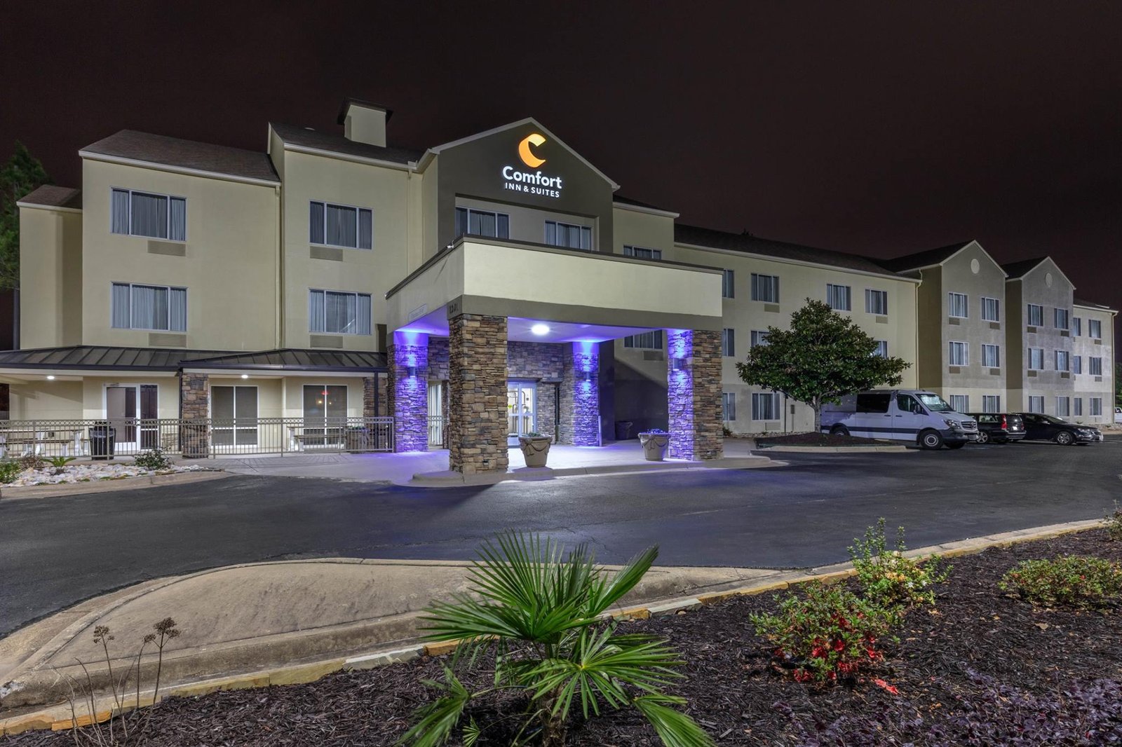 Comfort Inn & Suites Montgomery East Carmichael Rd