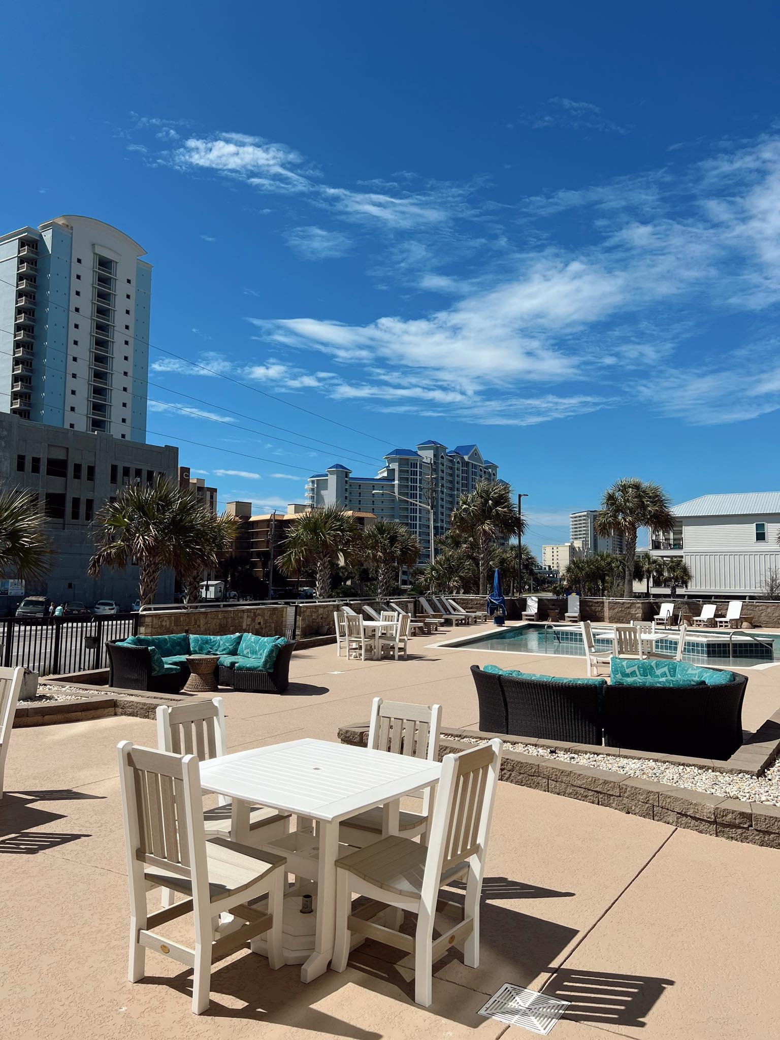 Comfort Inn East Beach hot breakfast buffet