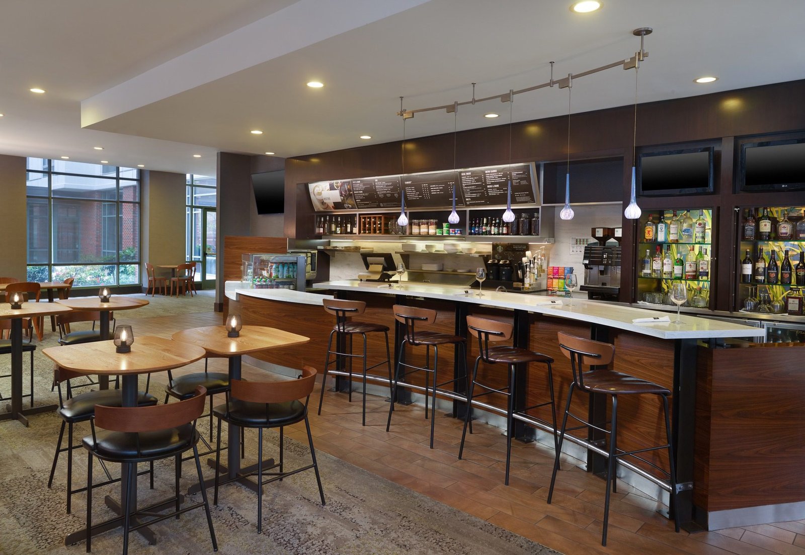 Courtyard by Marriott Birmingham Downtown at UAB Breakfast Main View