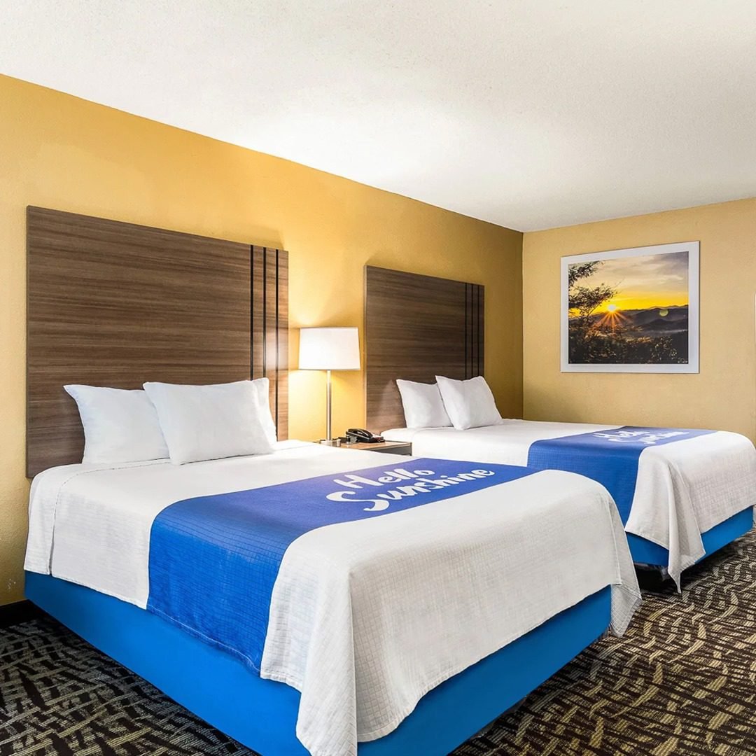 Days Inn by Wyndham Hoover Birmingham Breakfast Image 2