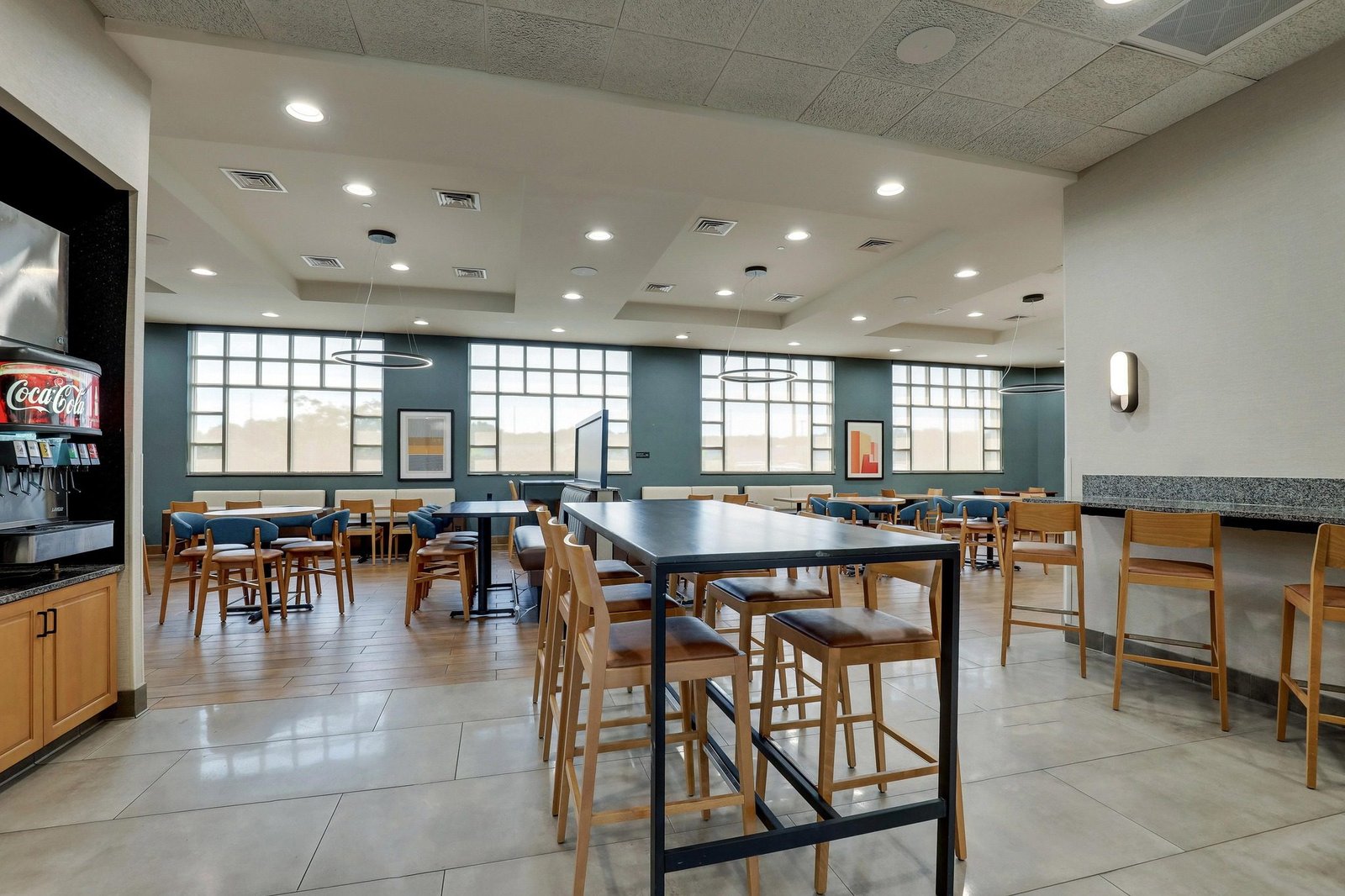 Drury Inn & Suites Montgomery Breakfast Main View