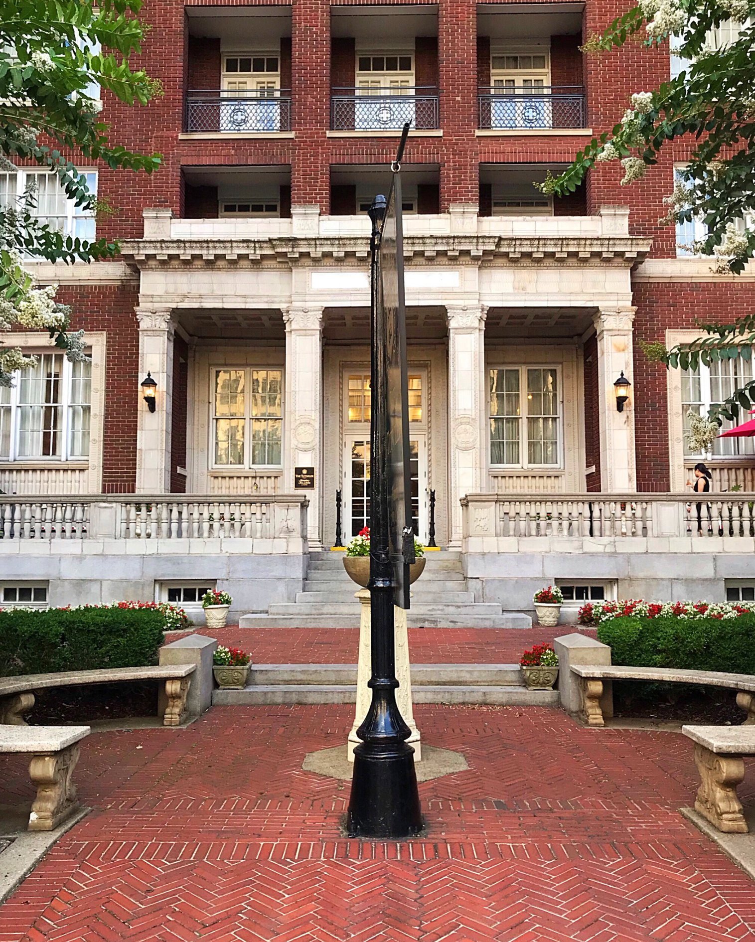 Hampton Inn & Suites Birmingham-Downtown-Tutwiler Breakfast Main View