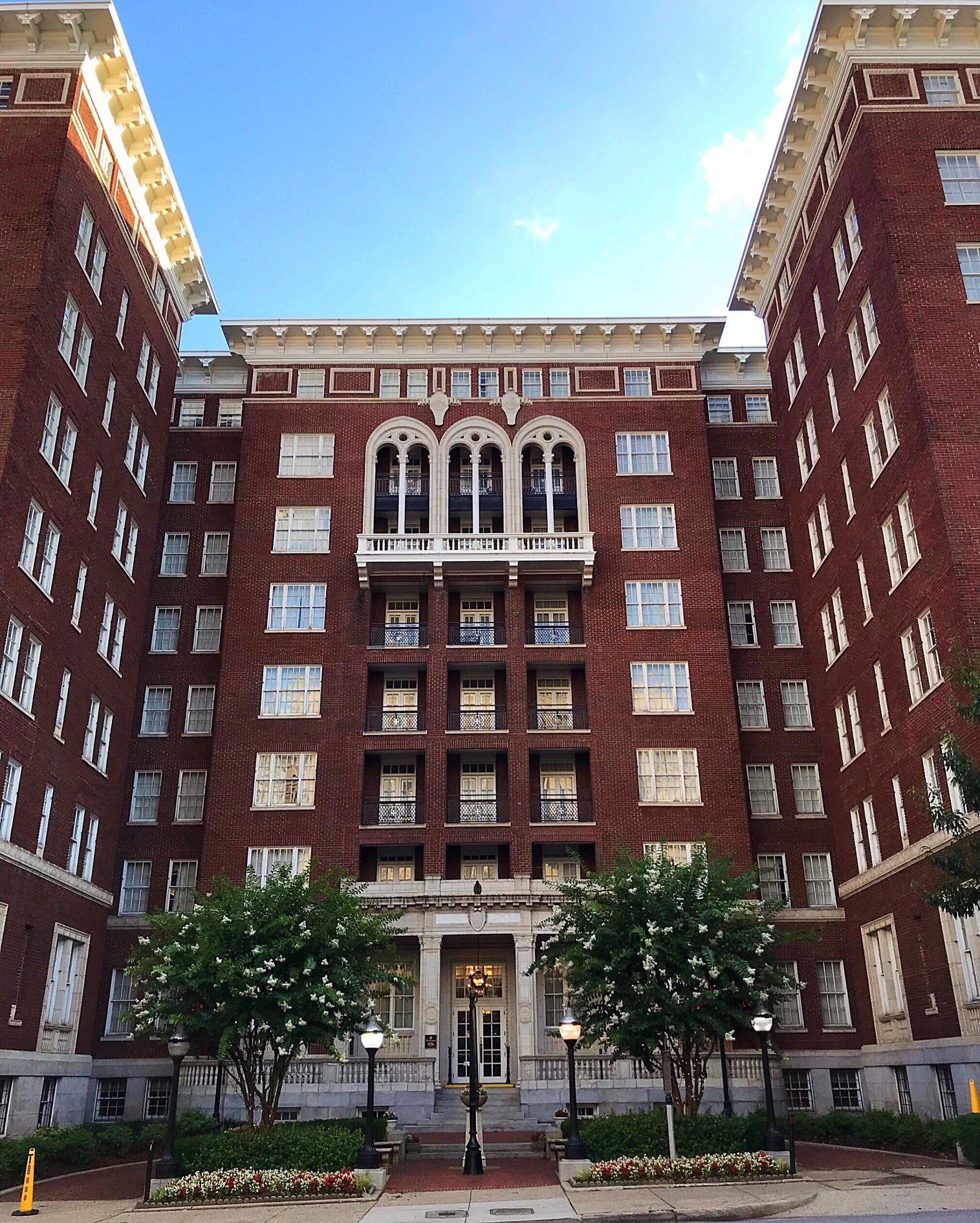 Hampton Inn & Suites Birmingham-Downtown-Tutwiler Breakfast Image 3