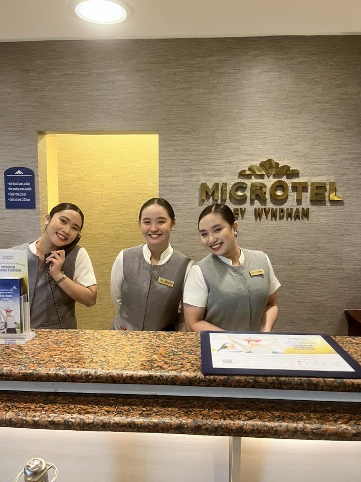 Microtel Inn & Suites by Wyndham Montgomery Breakfast Main View